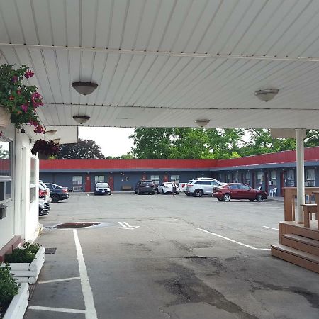 Niagara Inn&Suites Bagian luar foto