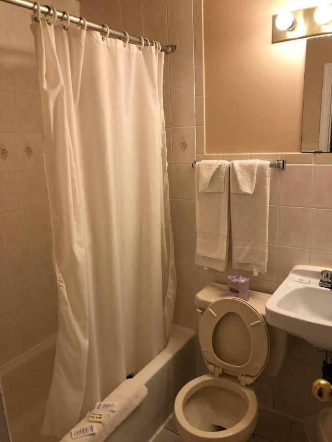 Niagara Inn&Suites Bagian luar foto