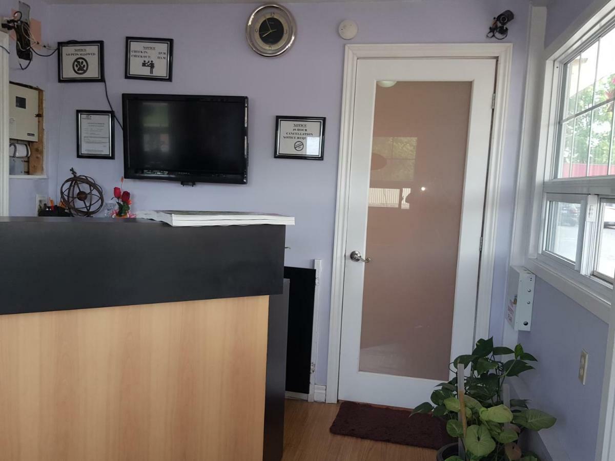 Niagara Inn&Suites Bagian luar foto